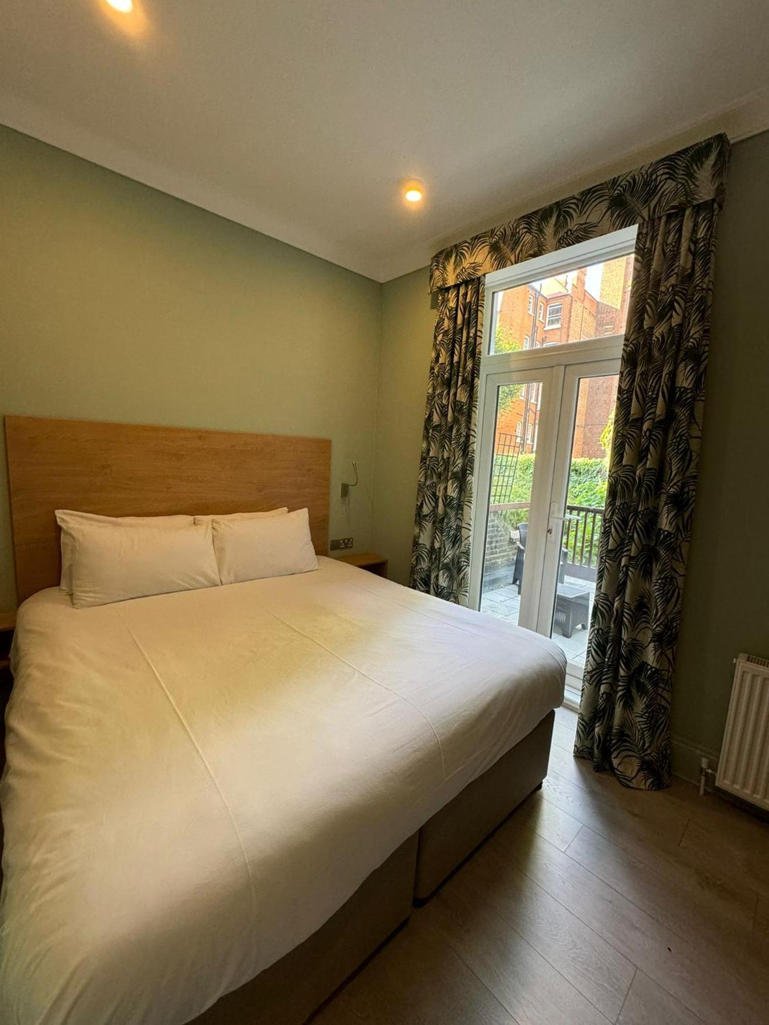 Marldon Olympia Hotel ロンドン エクステリア 写真